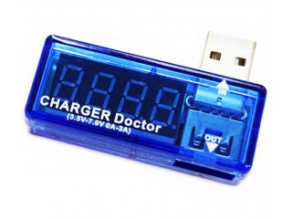 USB charger with voltmeter and amperemeter